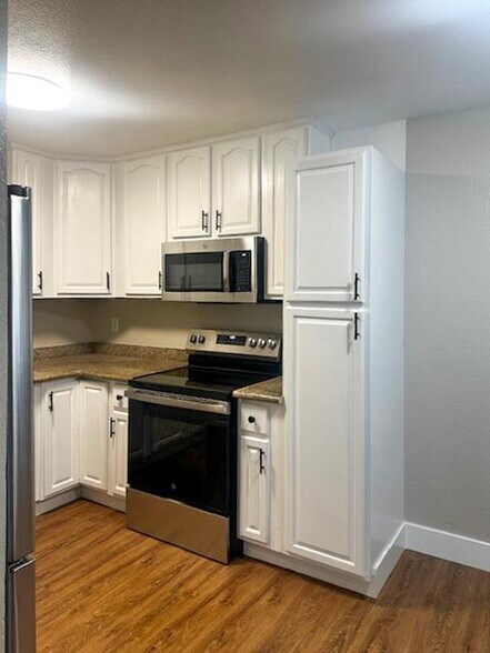 More Photos Of 2944 Del Paso Blvd, Sacramento Apartments For Sale