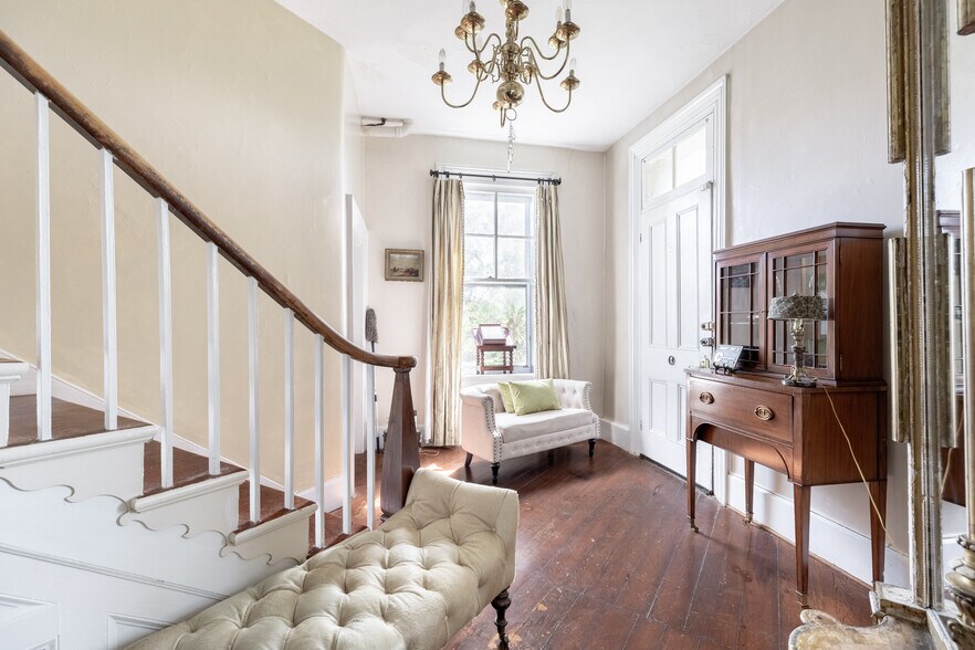 More Photos Of 2416 Lowesville Rd, Amherst Hospitality For Sale