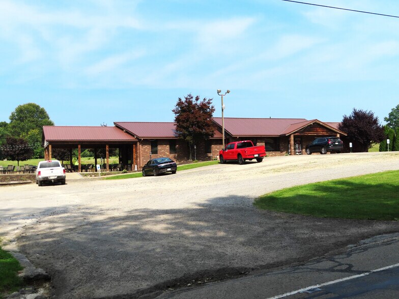 More Photos Of 12318 State Highway 18, Conneaut Lake Freestanding For Lease