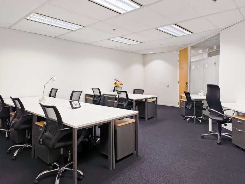 More Photos Of 660 N Main Ave, San Antonio Coworking Space