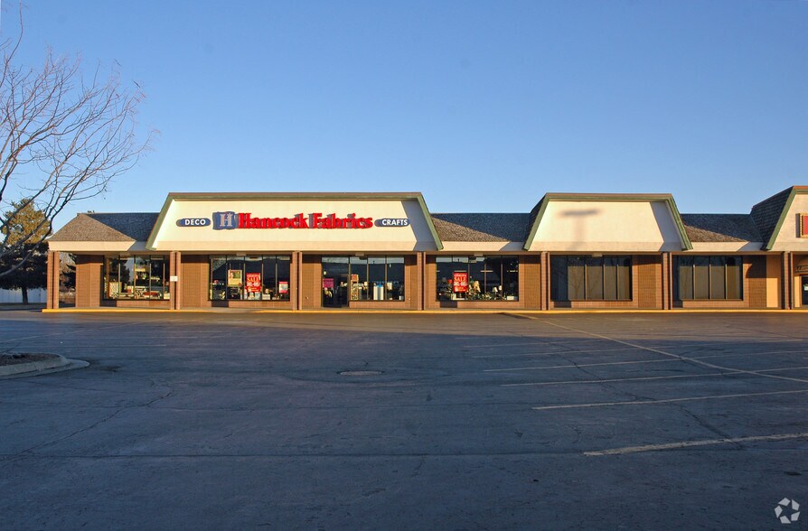 More Photos Of 100 24th St W, Billings General Retail For Sale