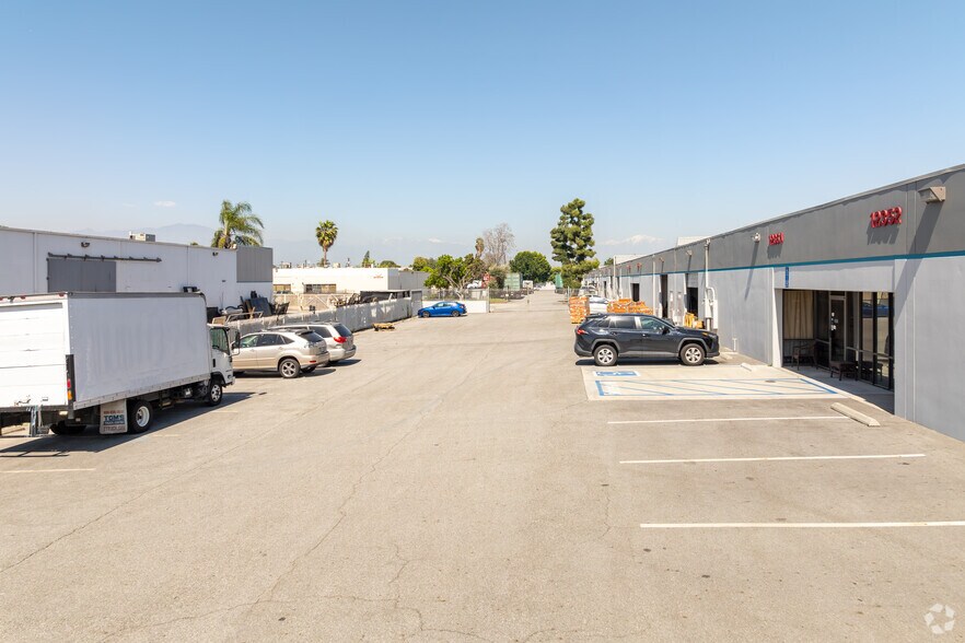 More Photos Of 12343-12357 Rush St, South El Monte Warehouse For Lease