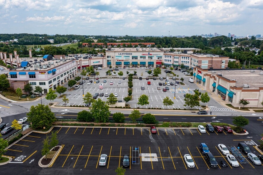 More Photos Of 3531 Washington Blvd, Lansdowne General Retail For Lease