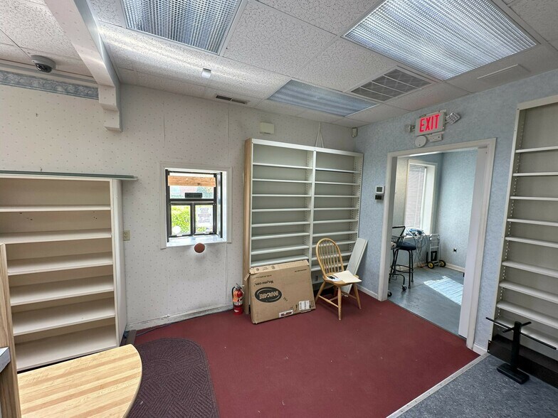 More Photos Of 106 Milford St, Salisbury Medical For Sale