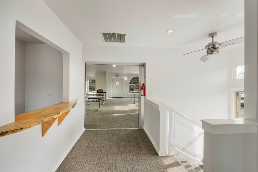 More Photos Of 3108 S Union Ave, Tacoma Office For Sale