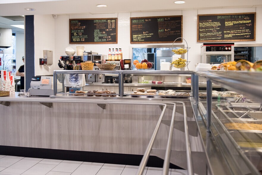 More Photos Of 3800 American Blvd W, Bloomington Coworking Space