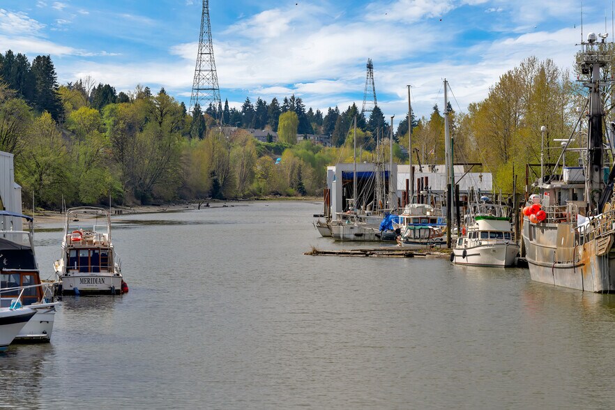 More Photos Of 9505 Gunderson Rd, Delta Industrial For Sale