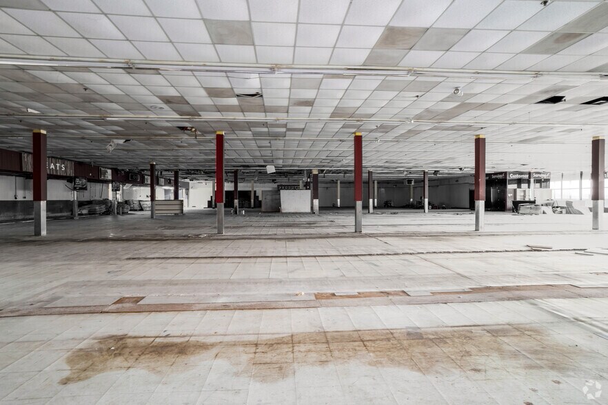 More Photos Of 854-856 Landis Ave, Pittsgrove Township Salem General Retail For Sale