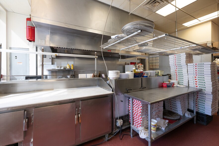 More Photos Of 601 Front St, Catasauqua Restaurant For Sale