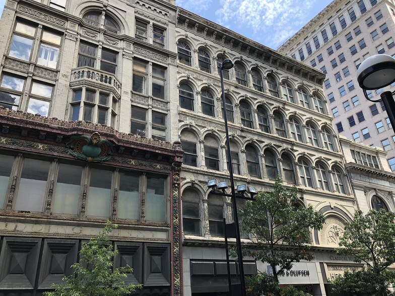 More Photos Of 4 W Fourth St, Cincinnati Office Residential For Sale