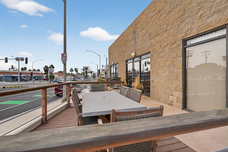 More Photos Of 401 Torrance Blvd, Redondo Beach Unknown For Lease