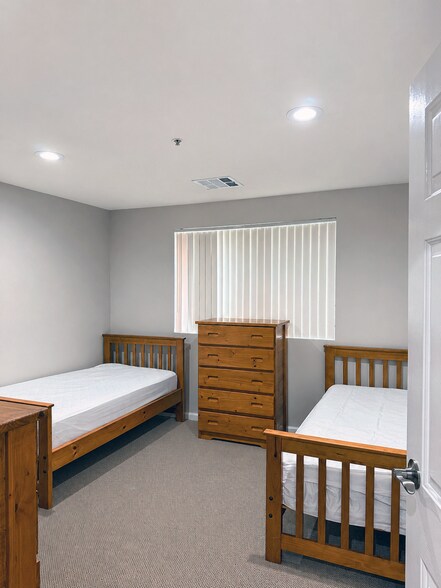 More Photos Of 11911-11913 Washington Blvd, Whittier Healthcare For Sale