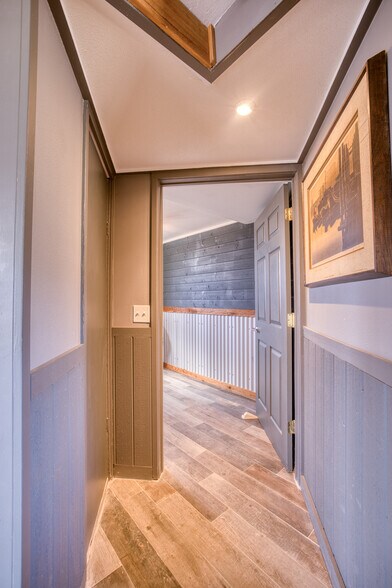 More Photos Of 40 Main St, Pacific Beach Flex For Sale