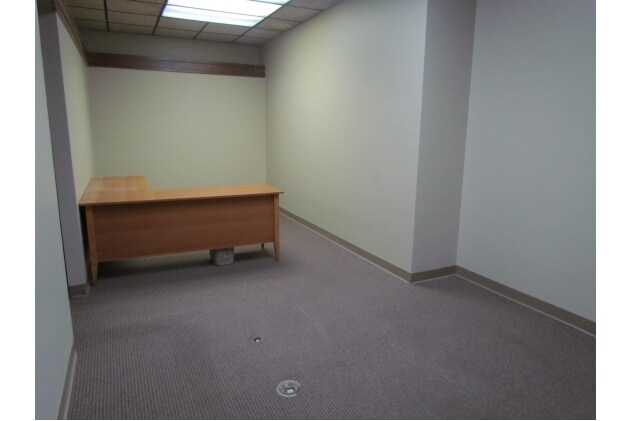 More Photos Of 2202 NW Ferris Ave, Lawton Medical For Sale