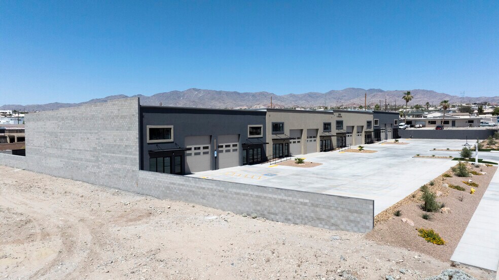 More Photos Of 2995 Kiowa Blvd N, Lake Havasu City Warehouse For Lease