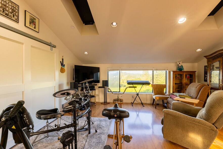 More Photos Of 7750 Giusti Rd, Forestville Specialty For Sale