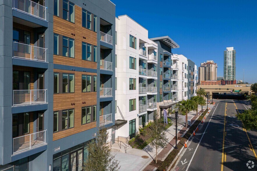 More Photos Of 1300 Hendricks Ave, Jacksonville Apartments For Lease