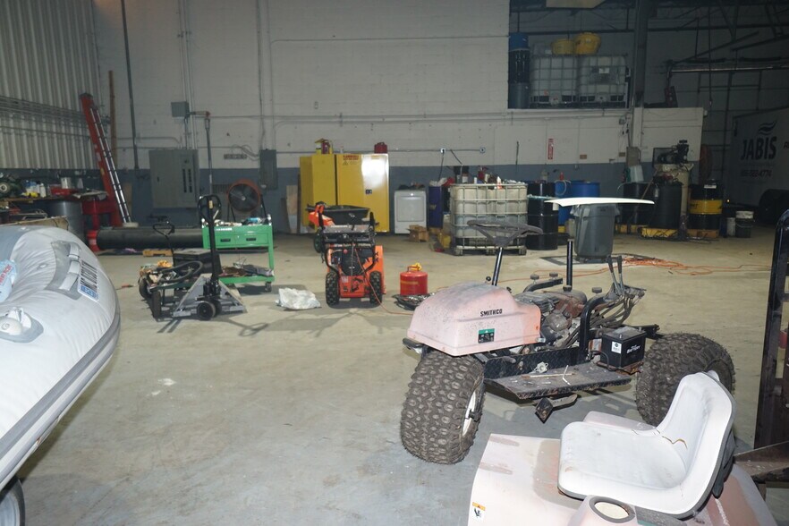More Photos Of 12950 Haggerty Rd, Belleville Manufacturing For Lease