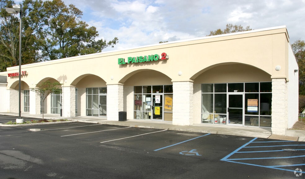 More Photos Of 2947 S Military Hwy, Chesapeake Freestanding For Lease