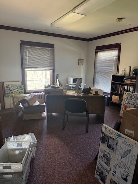More Photos Of 1723 Military St, Port Huron Office For Sale
