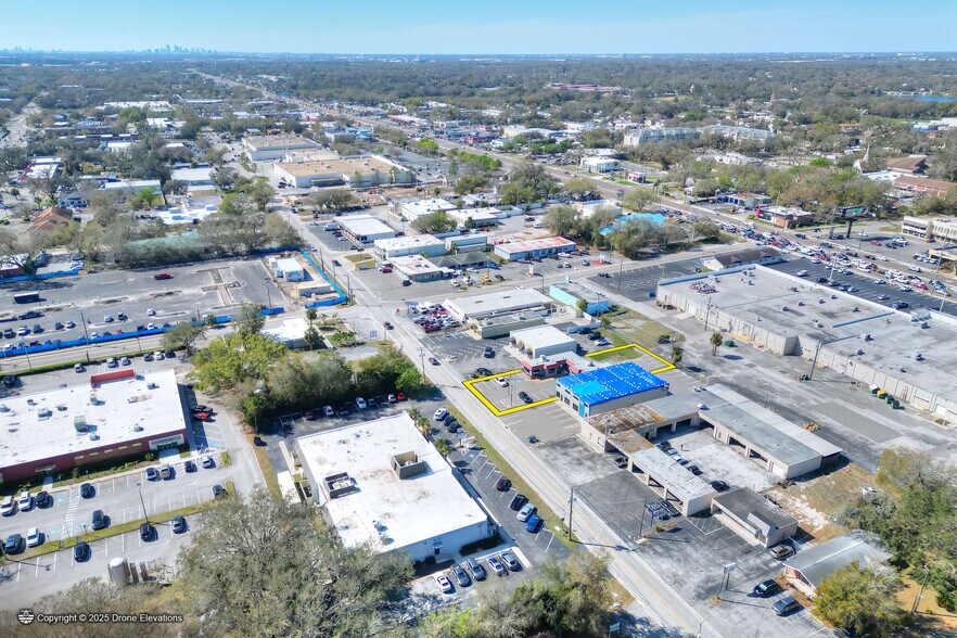 More Photos Of 146 W Robertson St, Brandon Storefront For Sale