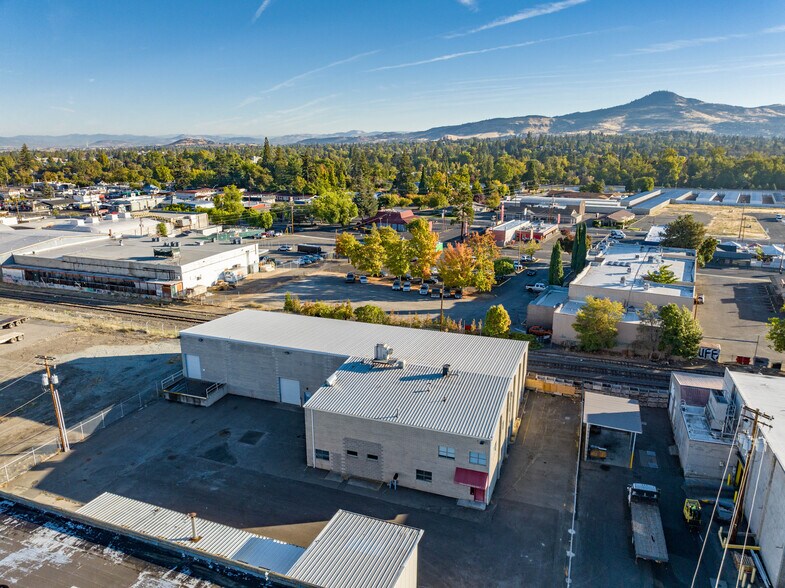 More Photos Of 619 S Fir St, Medford Refrigeration Cold Storage For Sale