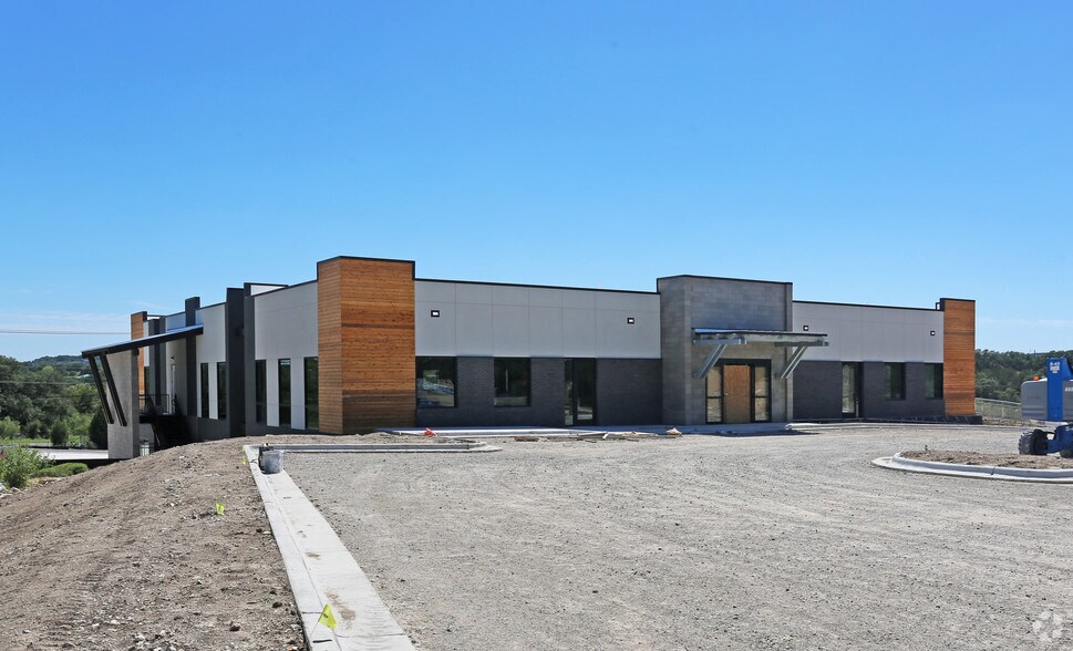 More Photos Of 3944 Ranch Road 620 S, Bee Cave Medical For Lease