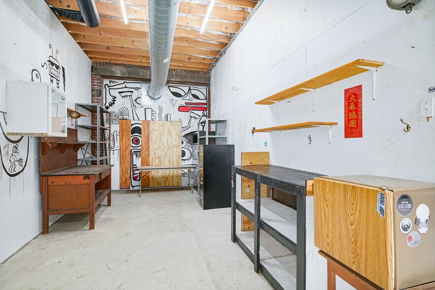 More Photos Of 2969 Salmon, Philadelphia Office For Sale