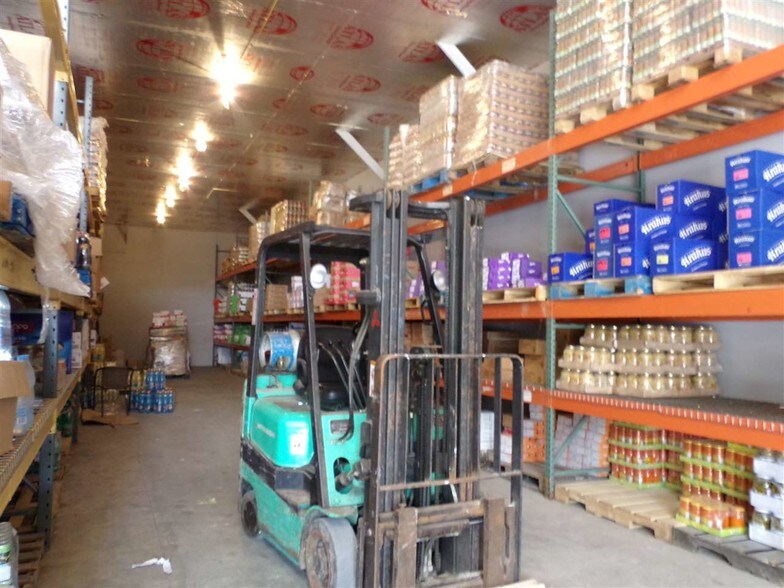 More Photos Of 290 Jeffersonville North Branch Rd, Jeffersonville Warehouse For Lease