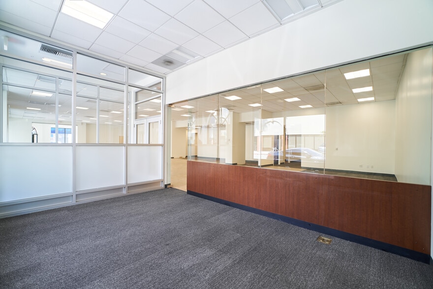 More Photos Of 108 W 3rd St, Long Beach Restaurant For Lease