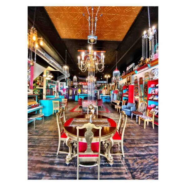 More Photos Of 117 W Harrison Ave, Guthrie Storefront Retail Residential For Sale