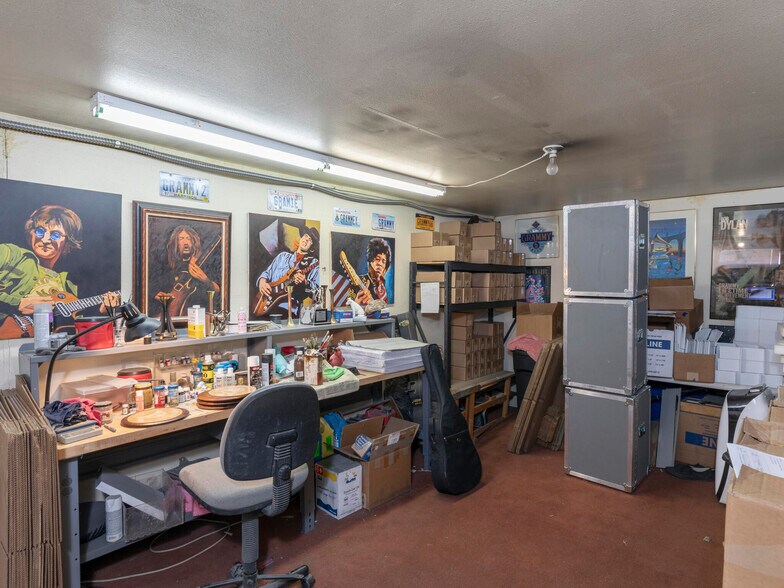 More Photos Of 609 Clinton St, Ridgway Apartments For Sale