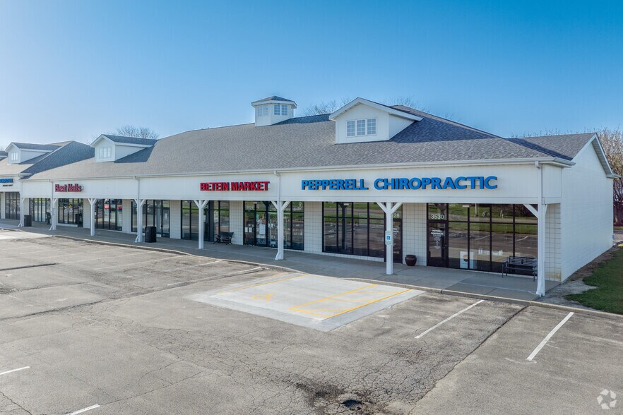 More Photos Of 3502-3530 W Willow Knolls Dr, Peoria General Retail For Sale