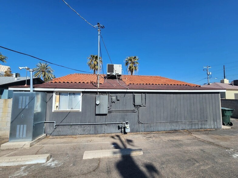 More Photos Of 219 E Lexington Ave, Phoenix Office Residential For Sale