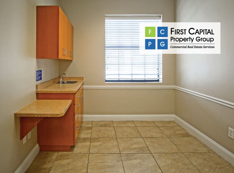 More Photos Of 10829 Dylan Loren Cir, Orlando Medical For Lease