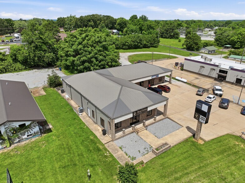 More Photos Of 1213 Highway 63, Houston General Retail For Sale
