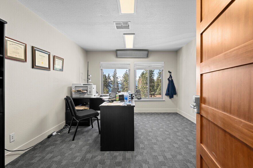 More Photos Of 625 Hwy 50, Zephyr Cove Office For Sale