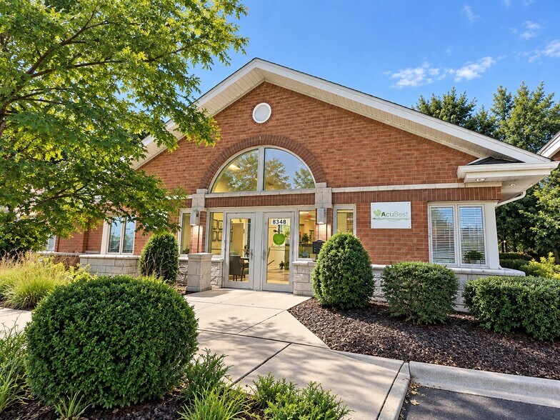 Primary Photo Of 8330-8348 Lemont Rd, Darien Office For Lease