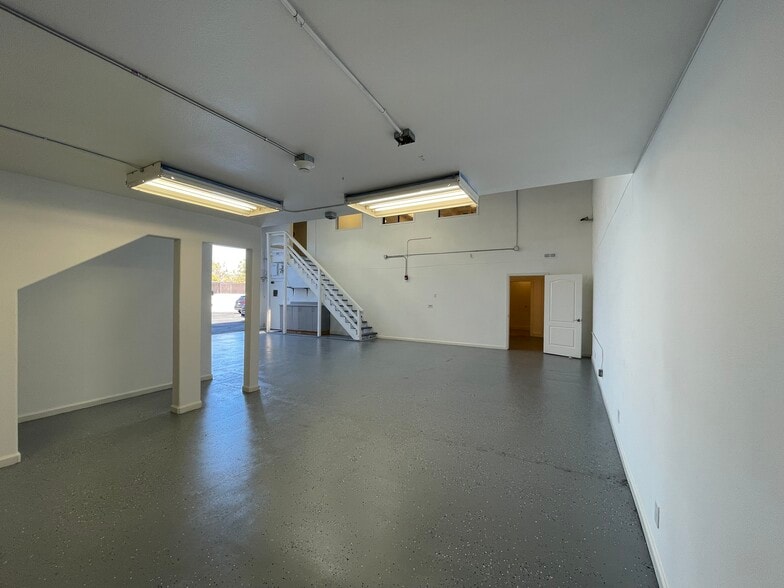 More Photos Of 1925 Francisco Blvd E, San Rafael Light Manufacturing For Lease