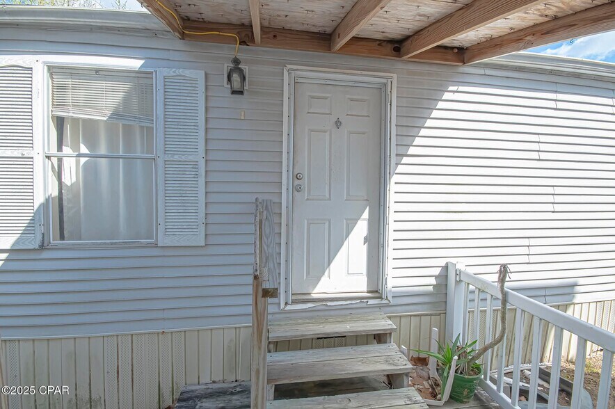 More Photos Of 7622 McElvey Rd, Panama City Beach Industrial For Sale