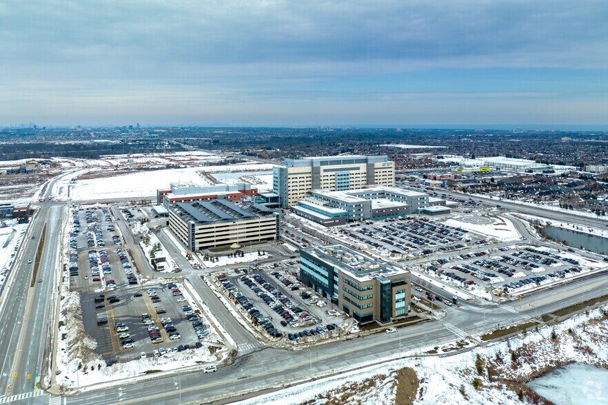 More Photos Of 3075 Hospital Gate, Oakville Medical For Lease