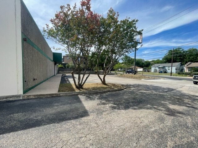 More Photos Of 813 Morrow St, Austin Flex For Lease