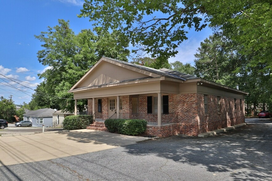Primary Photo Of 2908 Macon Rd, Columbus Medical For Sale