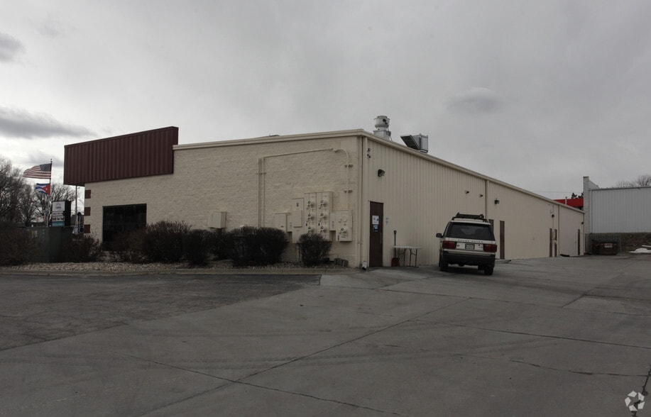 More Photos Of 7910-7960 Harrison St, Ralston Unknown For Lease