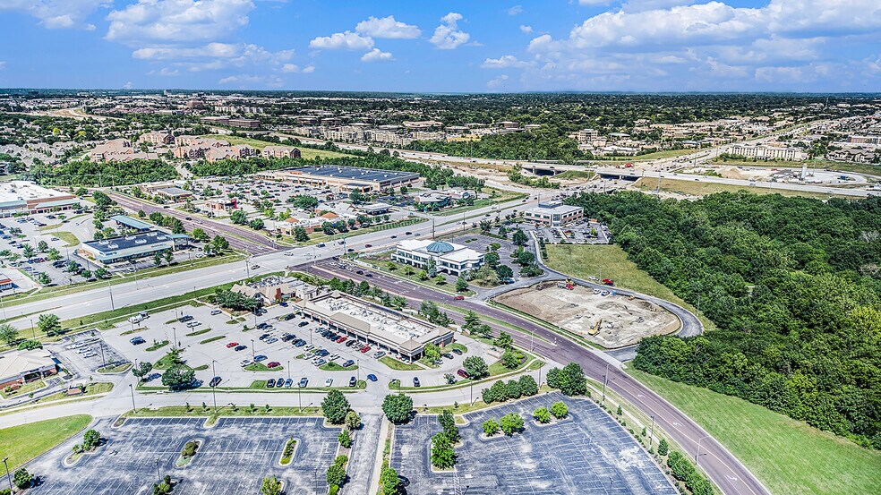 More Photos Of 8101 W 135th St, Overland Park Medical For Lease