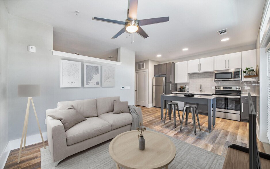 More Photos Of 725-735 Coleman Blvd, Mount Pleasant Apartments For Lease