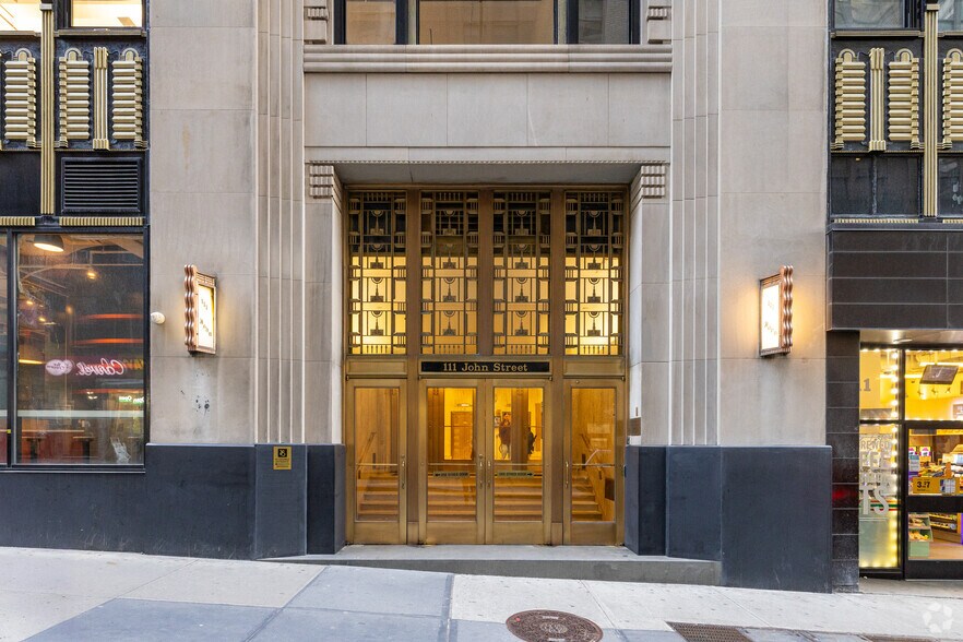 More Photos Of 111 John St, New York Office For Lease