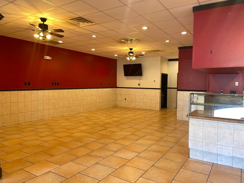 More Photos Of 191 Rt-15, Lafayette Storefront Retail Office For Lease