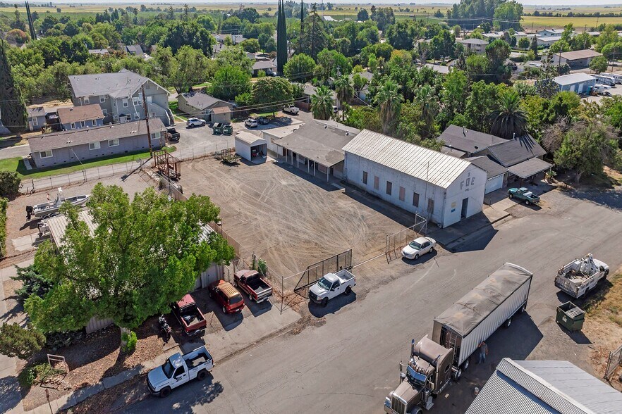 More Photos Of 128 S Colusa St, Willows Specialty For Lease