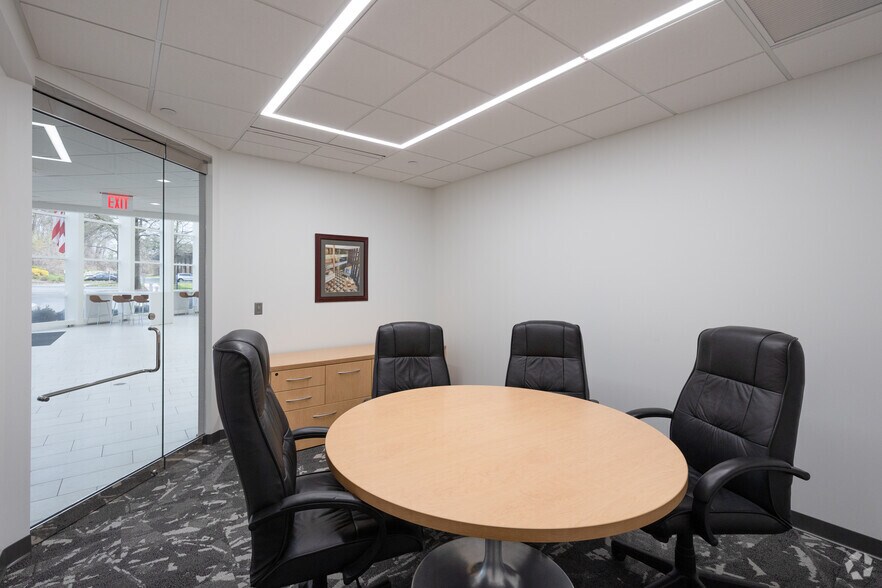 More Photos Of 10 Waterview Blvd, Parsippany Office For Sale